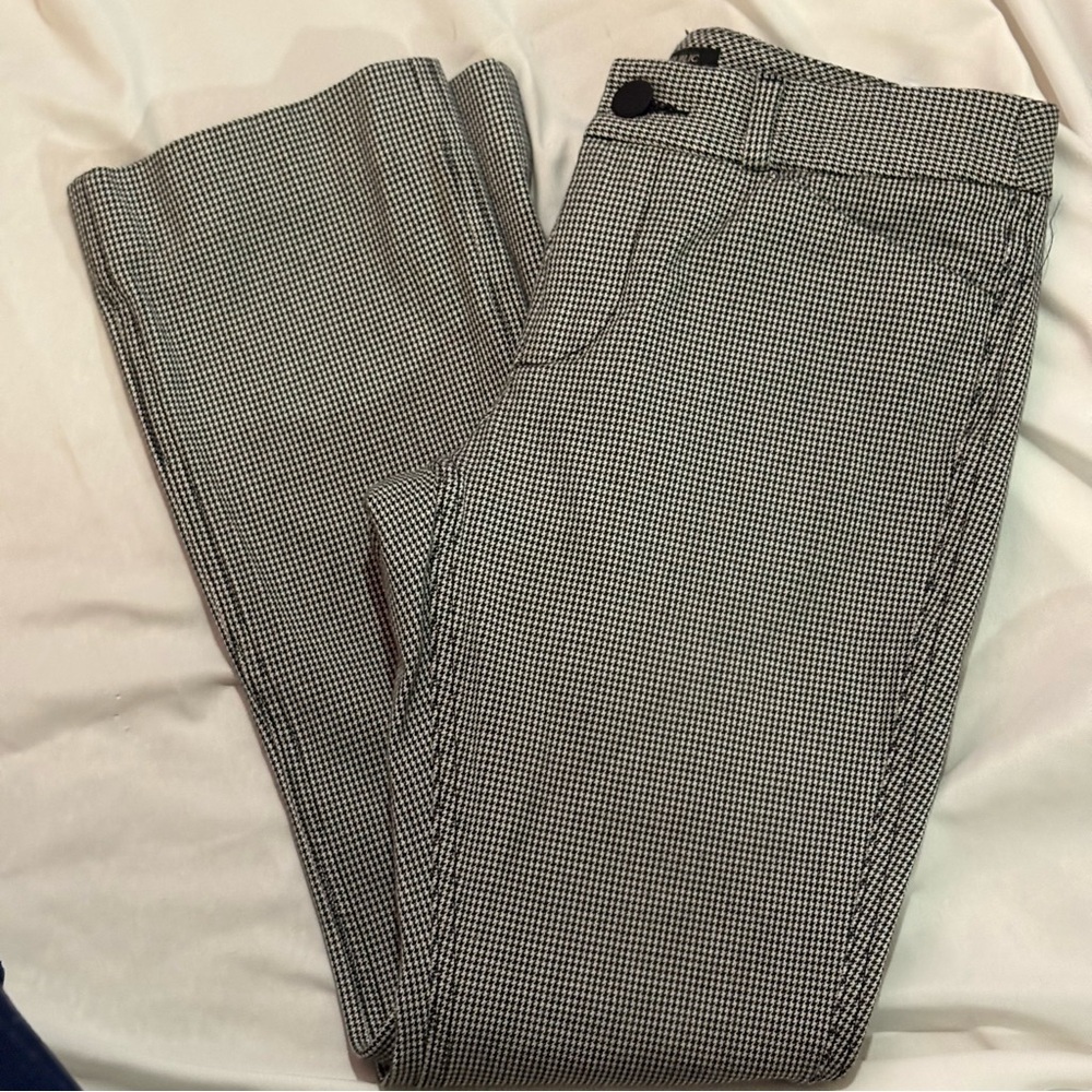 Banana Republic Black & White Houndstooth Skinny Pants - Picture 2 of 6